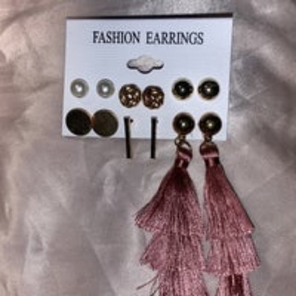 Jewelry - Womens fashion earrings 6 packs #17
